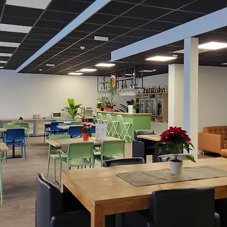 Zorghotel Prinsenhof 2* Ronse
